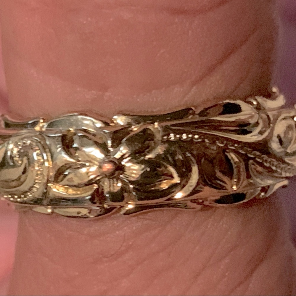 18k wedding ring